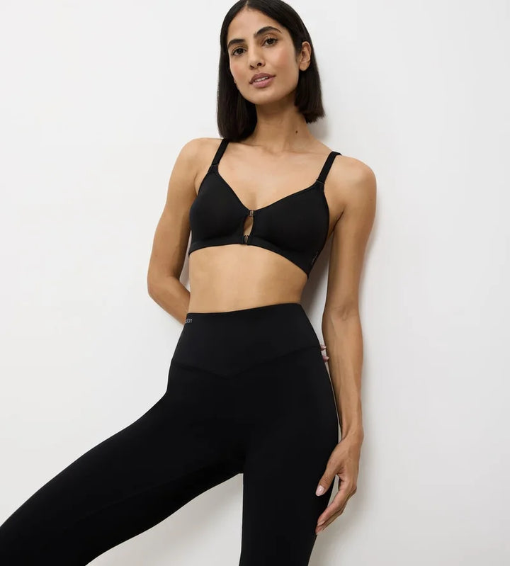 Triumph - Triaction Wireless Sports Bra Black