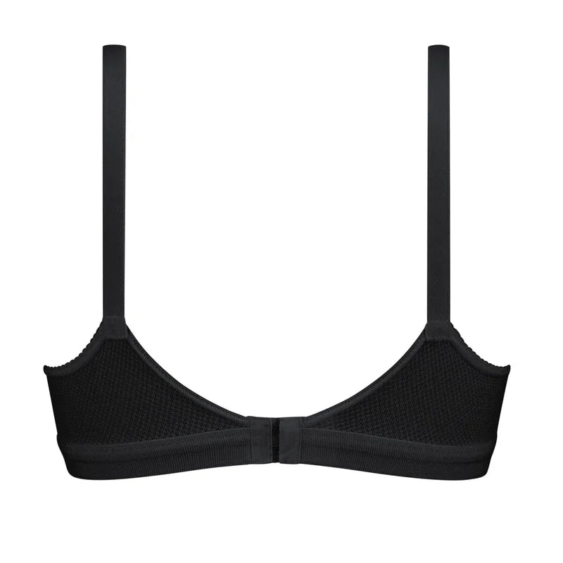 Triumph - Triaction Wireless Soft Sports Bra Black
