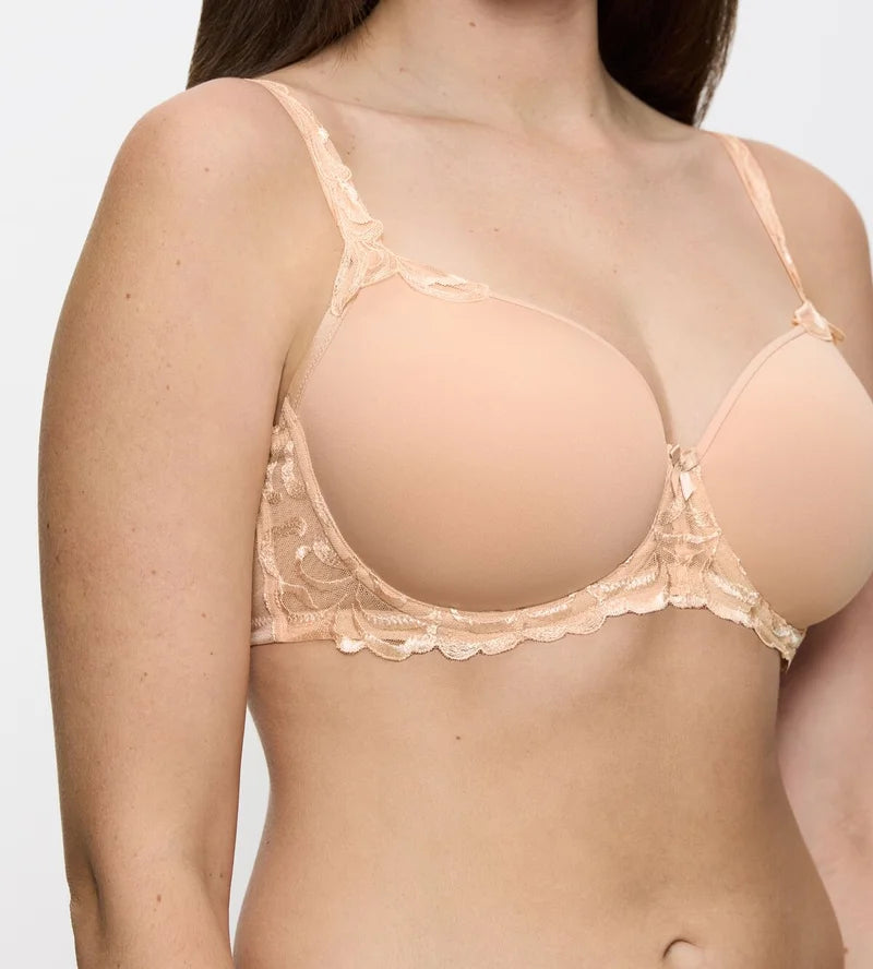 Triumph - Modern Finesse Lightly Padded Spacer Bra Neutral Beige