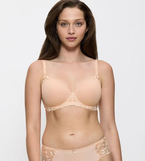 Triumph - Modern Finesse Lightly Padded Spacer Bra Neutral Beige