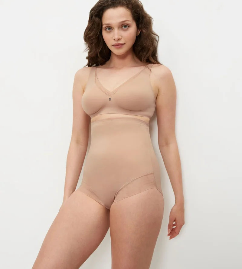 Triumph - True Shape Sensation Super High Waist Panty Smooth Skin