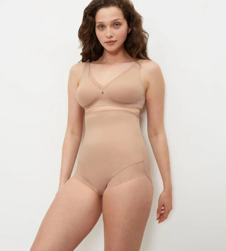 Triumph - True Shape Sensation Super High Waist Panty Smooth Skin