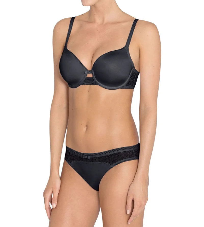 Triumph - Beauty-Full Essential Moulded T-Shirt Bra Black