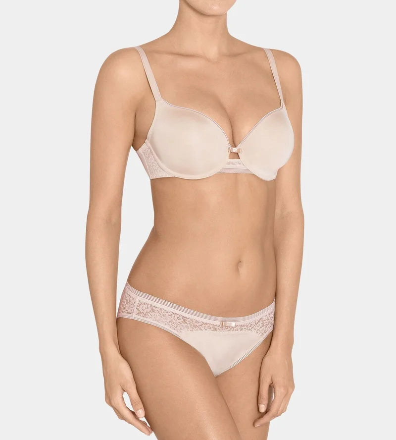 Triumph - Beauty-Full Essential Moulded T-Shirt Bra Nude Beige