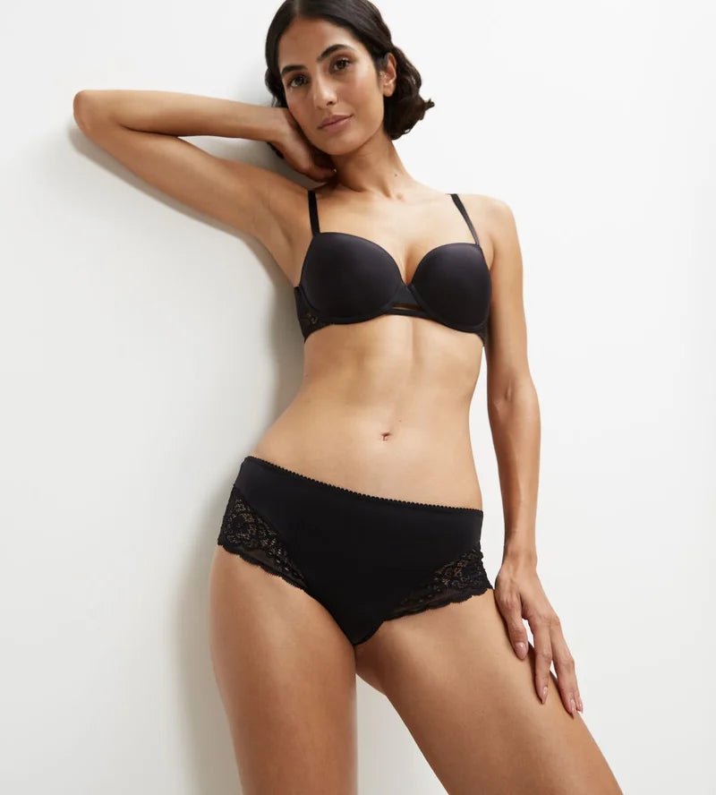 Triumph - Amourette Spotlight Hipster Black