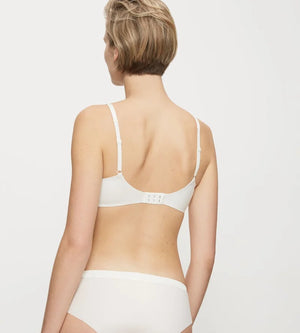 Triumph - Body Make-Up Essentials Soft Touch Wireless Padded Bra Vanille