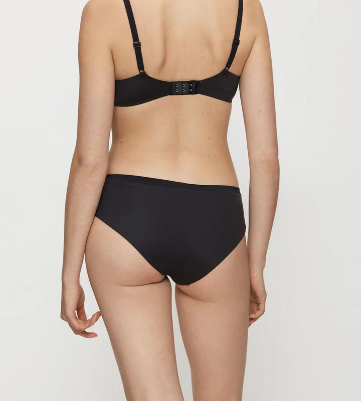 Triumph - Body Make-Up Essentials Soft Touch Hipster Black