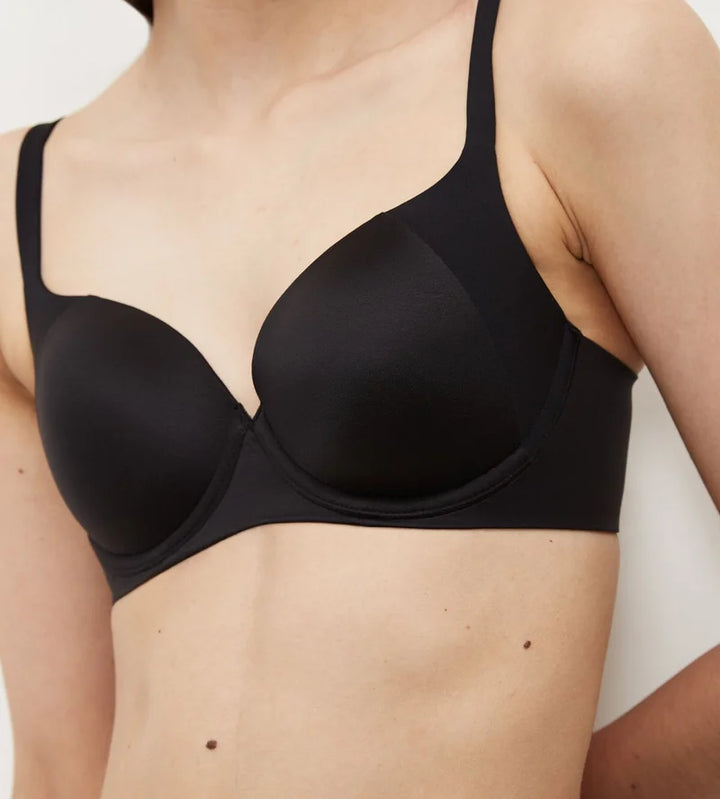 Triumph - Body Make-Up Essentials Soft Touch Lightly Padded Bra Black