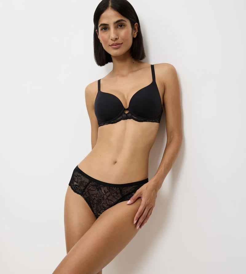 Triumph - Amourette Charm Padded T-Shirt Bra Black