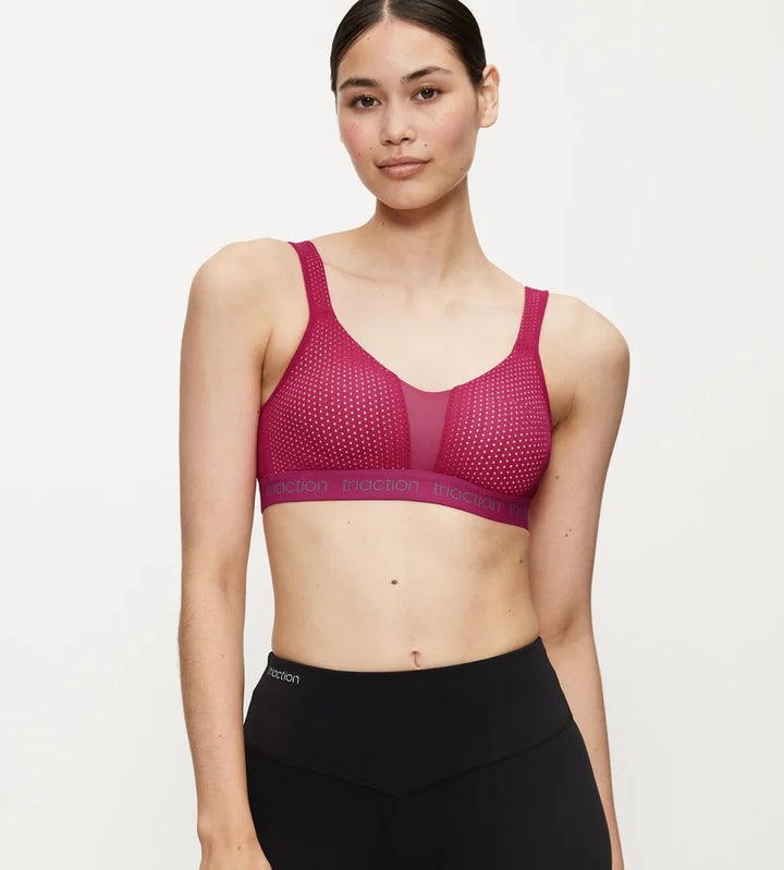 Triumph - Triaction Wireless Spacer Sports Bra Cerise