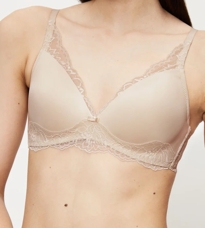 Triumph - Amourette Wireless Padded Bra Creamy Dream