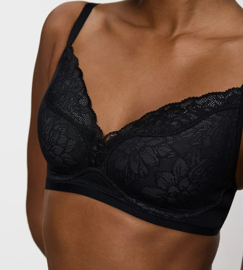 Triumph - Fit Smart Padded Plunge Bra Black
