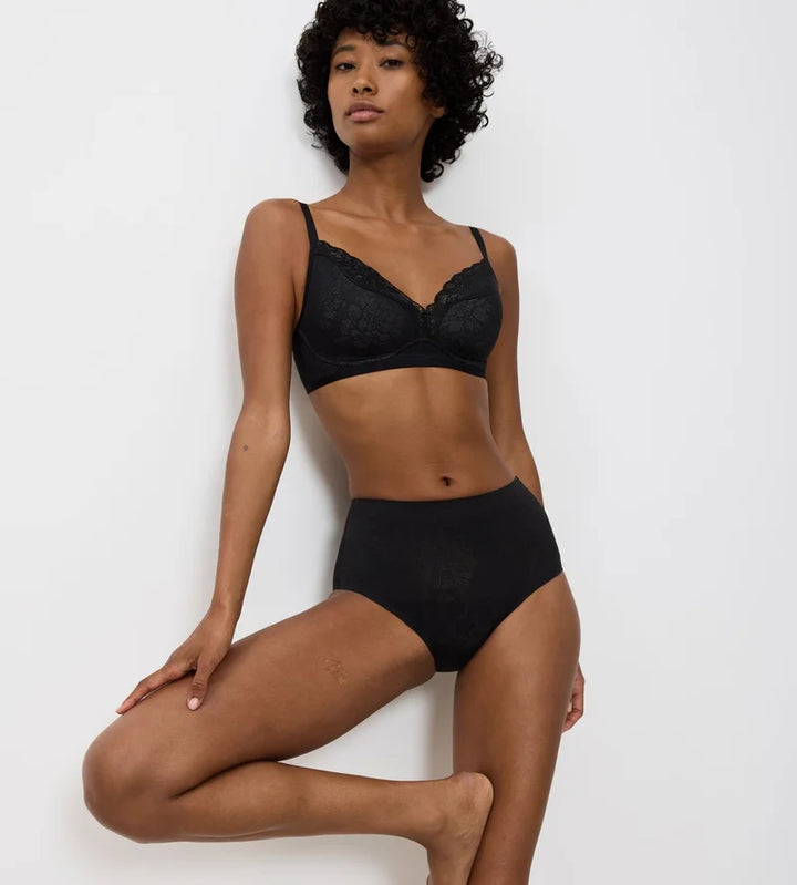 Triumph - Fit Smart Padded Plunge Bra Black