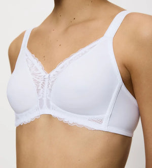 Triumph - Modern Lace Plus Cotton Wireless Bra White