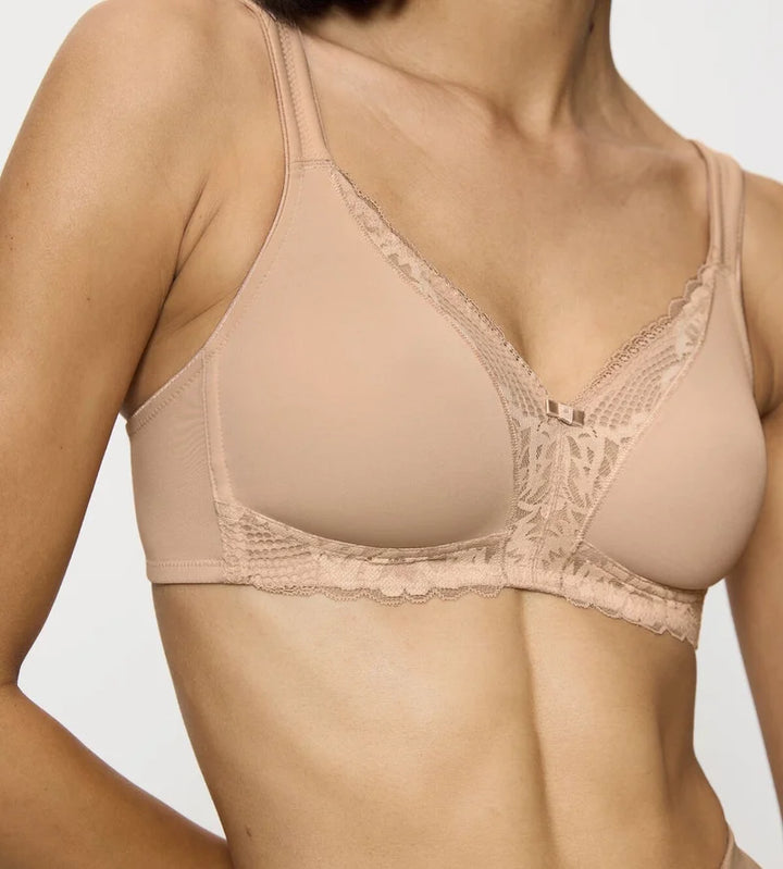 Triumph - Modern Lace Plus Cotton Wireless Bra Neutral Beige