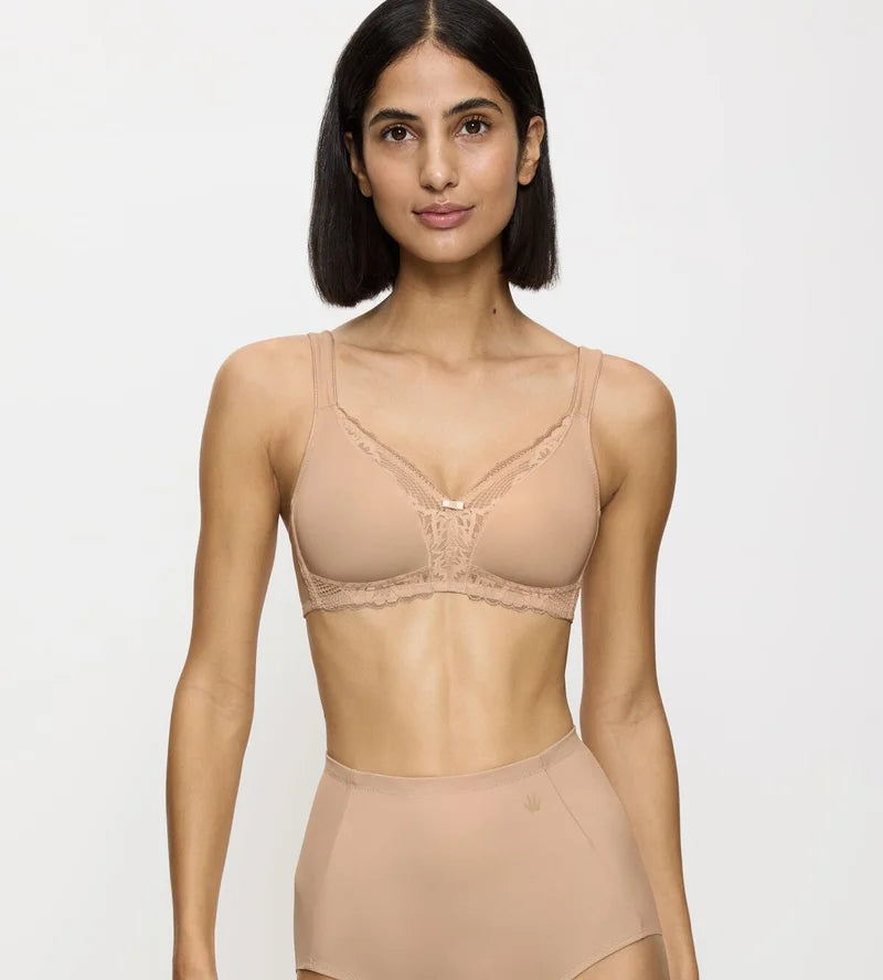 Triumph - Modern Lace Plus Cotton Wireless Bra Neutral Beige