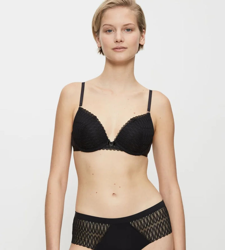Triumph - Aura Spotlight Padded Push Up Bra Black