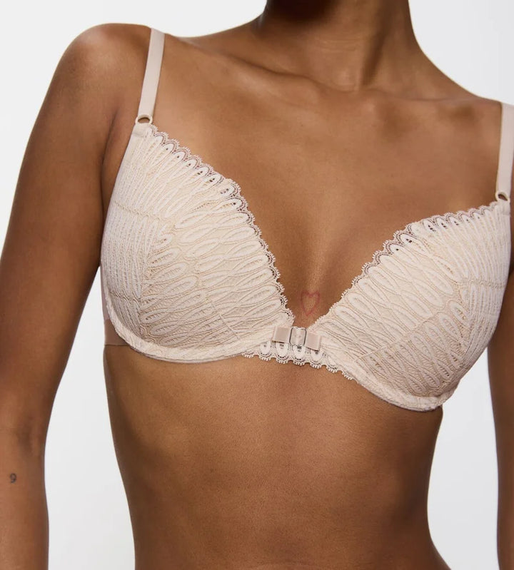 Triumph - Aura Spotlight Padded Push Up Bra Creamy Dream