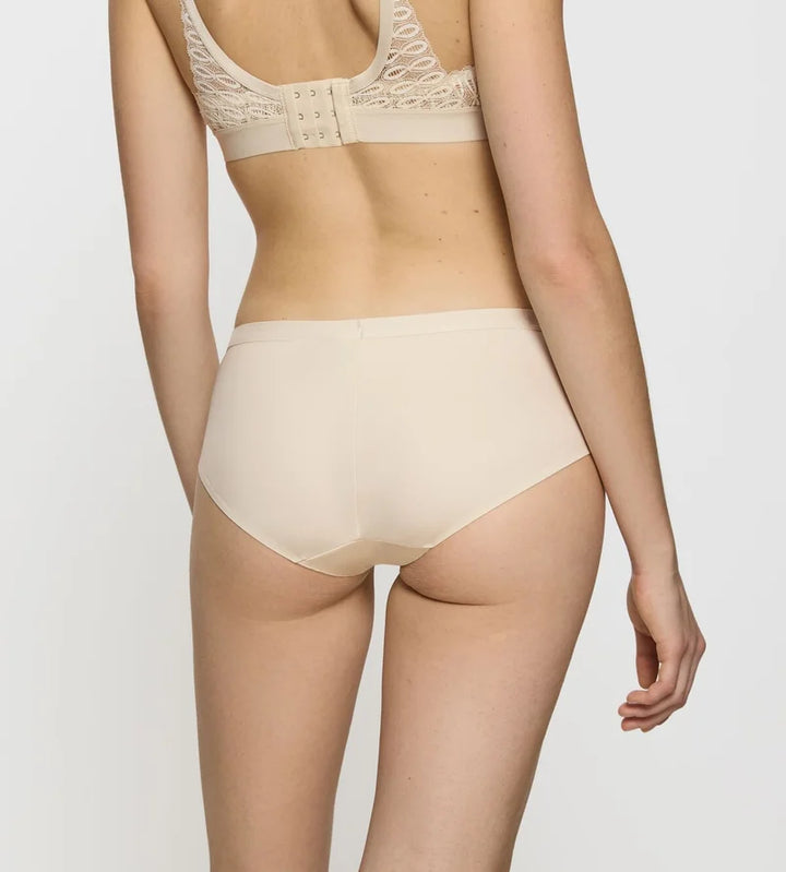 Triumph - Aura Spotlight Maxi Brief Creamy Dream