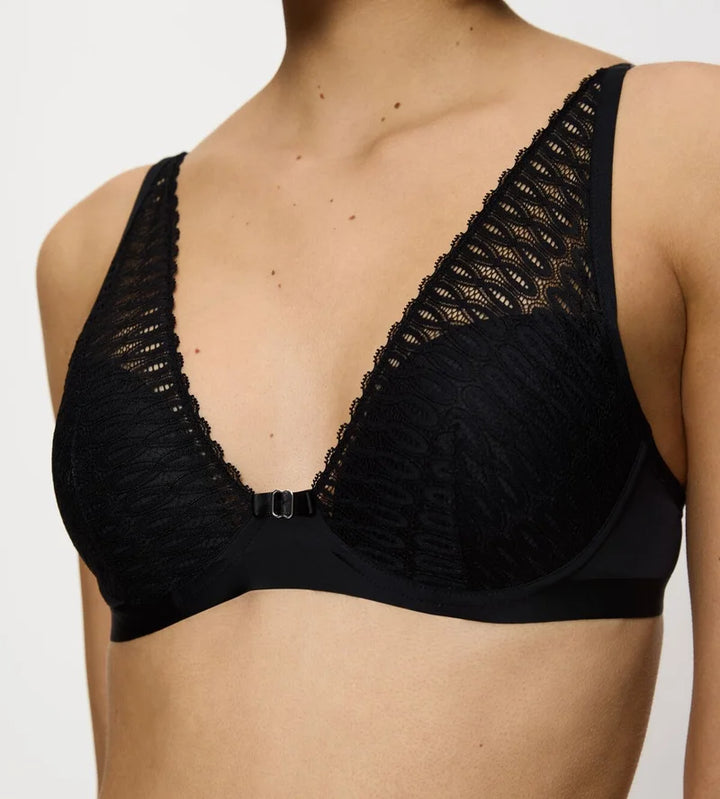 Triumph - Aura Spotlight Plunge Bra Black