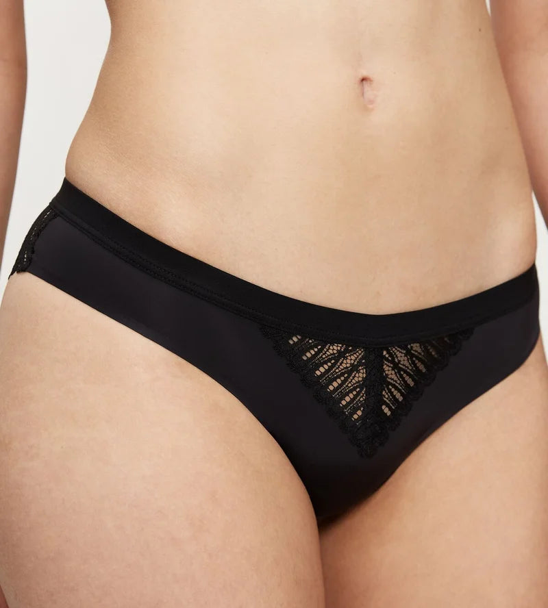 Triumph - Aura Spotlight Brazilian Brief Black