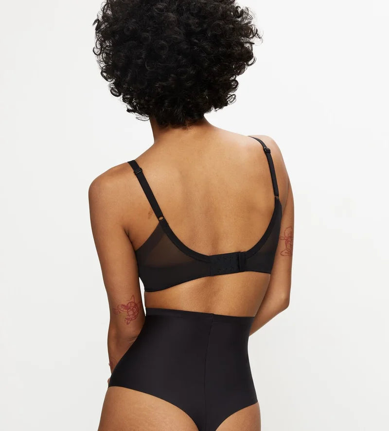 Triumph - Shape Smart Wireless Padded Smoothing Bra Black