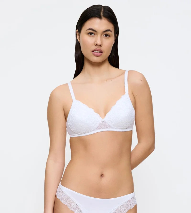 Triumph - Amourette Wireless Padded Bra White