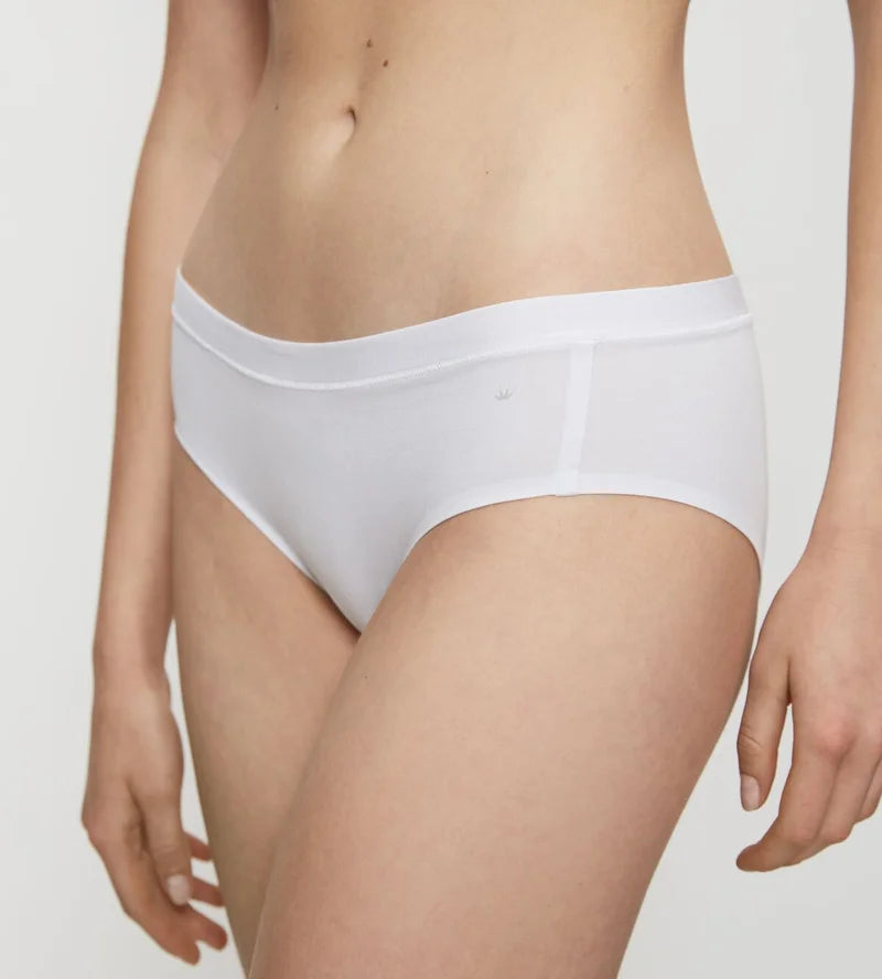 Triumph - Smart Natural Hipster Ex White