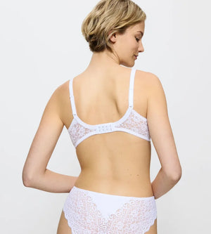 Triumph - Amourette Spacer Bra White