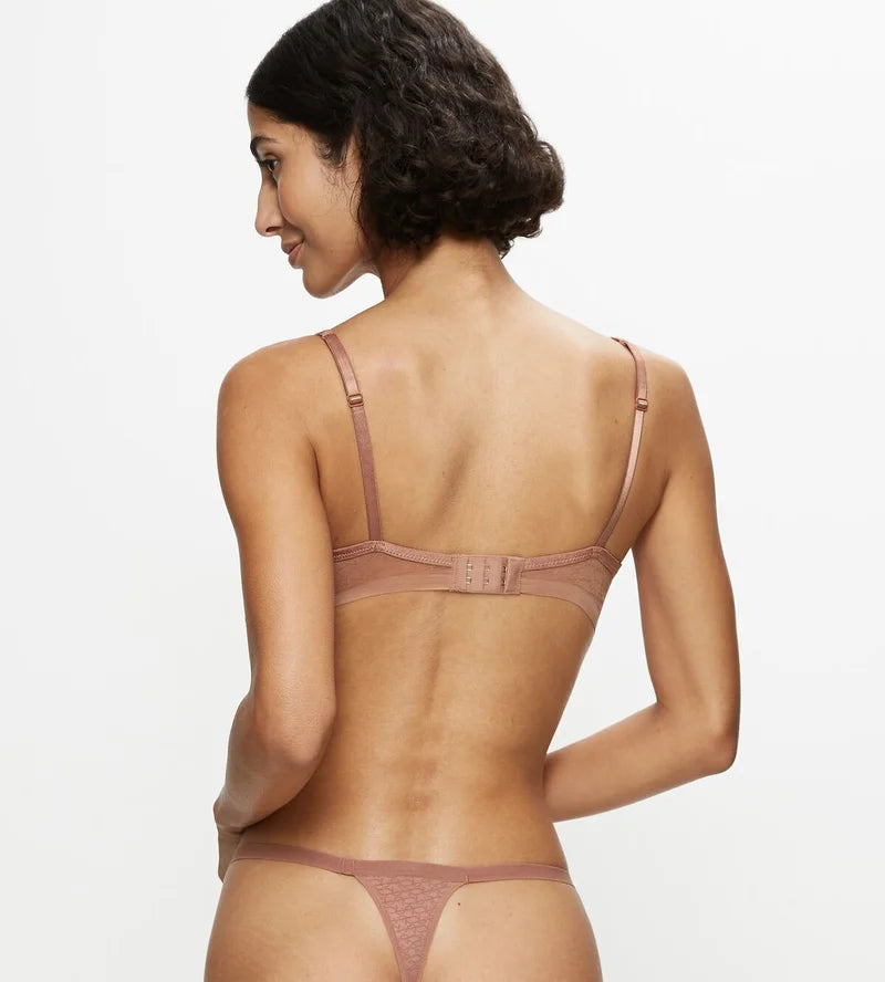 Triumph - Signature Sheer Moulded Bra Toasted Almond