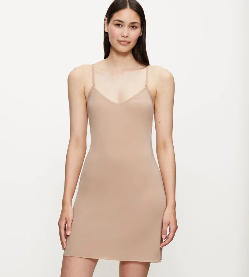 Triumph - Body Make-Up Essentials Dress Smooth Skin