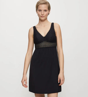 Triumph - Aura Spotlight Nighty Black