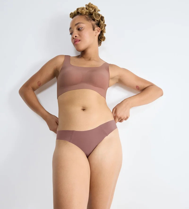 Sloggi - Zero Feel Tiny Tanga Cacao