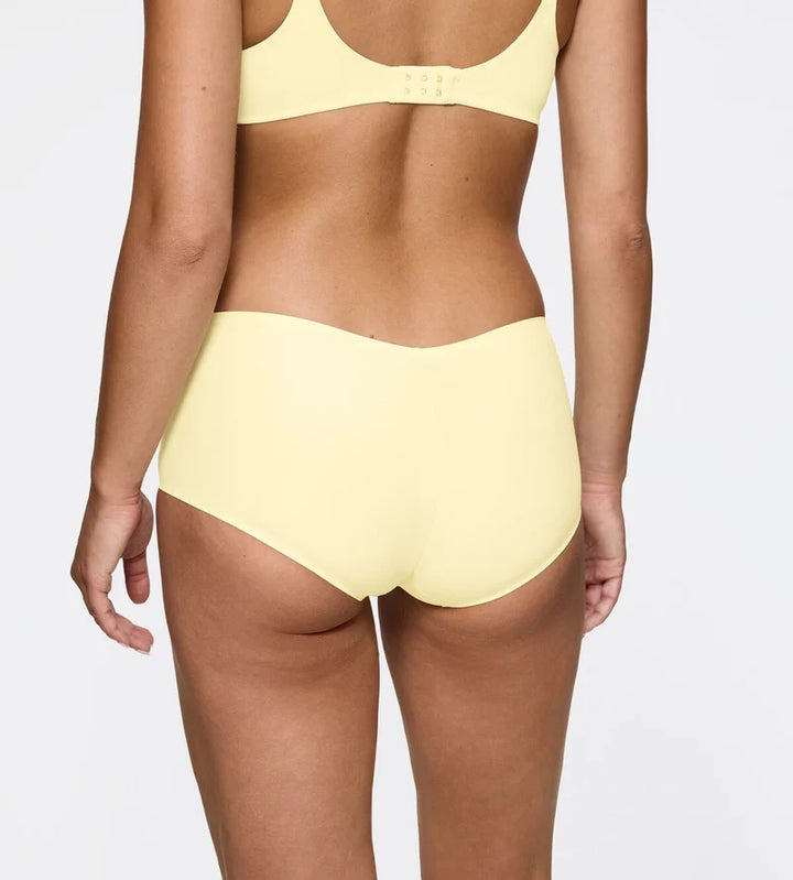 Triumph - Body Make-Up Essentials Illusion Shorty Ex Honey Yellow