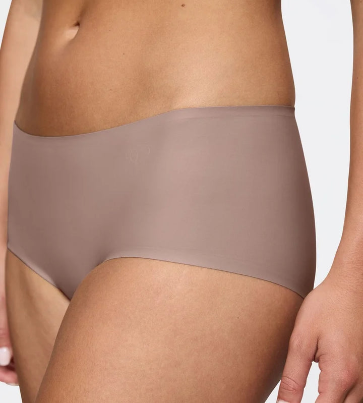 Triumph - Body Make-Up Essentials Illusion Shorty Ex Nude Beige