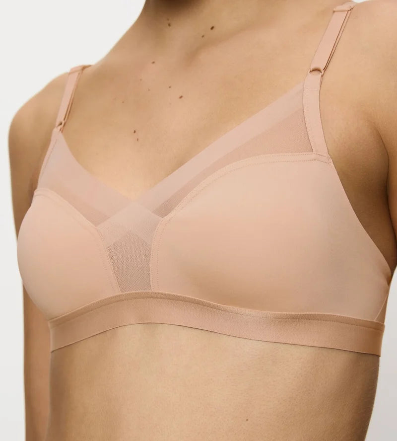 Triumph - Shape Smart Wireless Non-Padded Smoothing Bra Neutral Beige