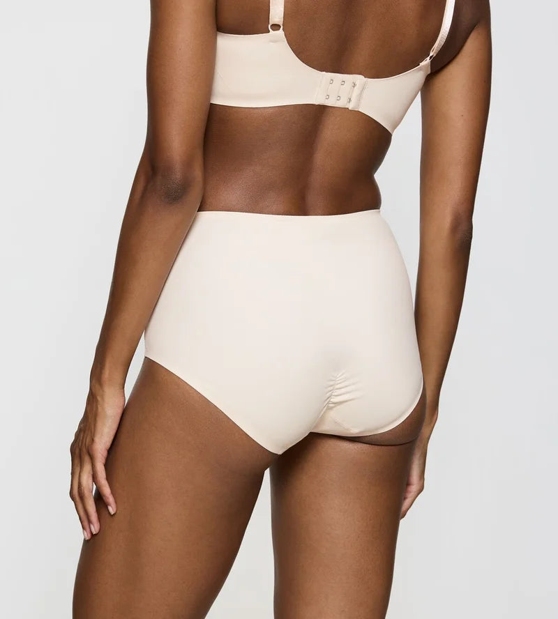 Triumph - True Shape Sensation Maxi Brief Fresh Powder