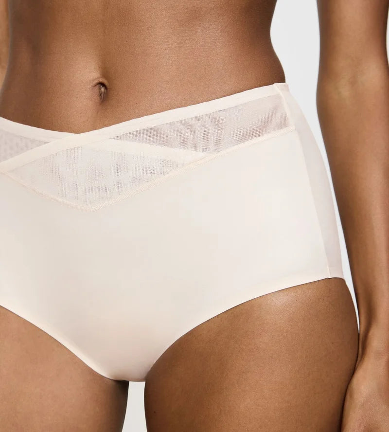 Triumph - True Shape Sensation Maxi Brief Fresh Powder