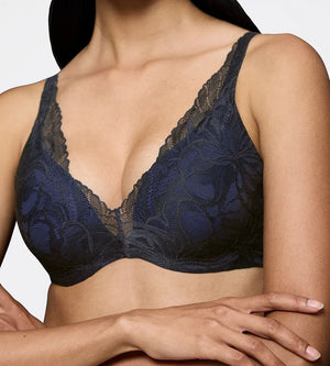 Triumph - Body Make-Up Essentials Illusion Lace Padded Bra Black