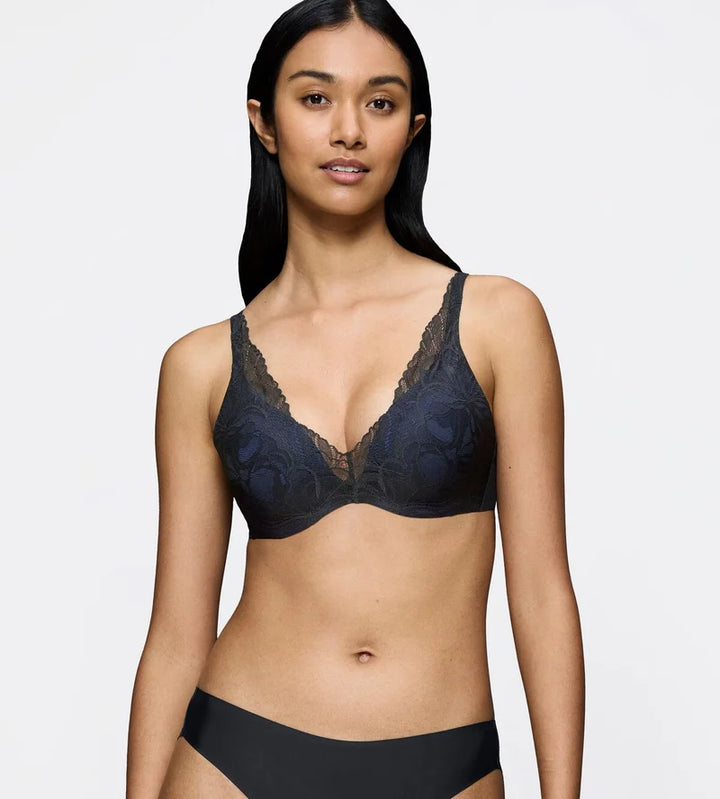 Triumph - Body Make-Up Essentials Illusion Lace Padded Bra Black