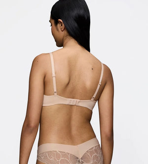 Triumph - Body Make-Up Essentials Illusion Lace Padded Bra Nude Beige