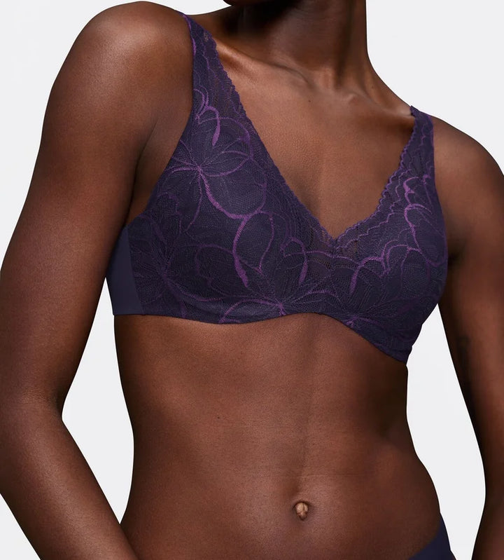 Triumph - Body Make-Up Essentials Illusion Lace Padded Bra Prussian Blue