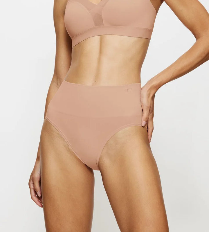 Triumph - Soft Sculpt Bandeau Maxi Brief Neutral Beige
