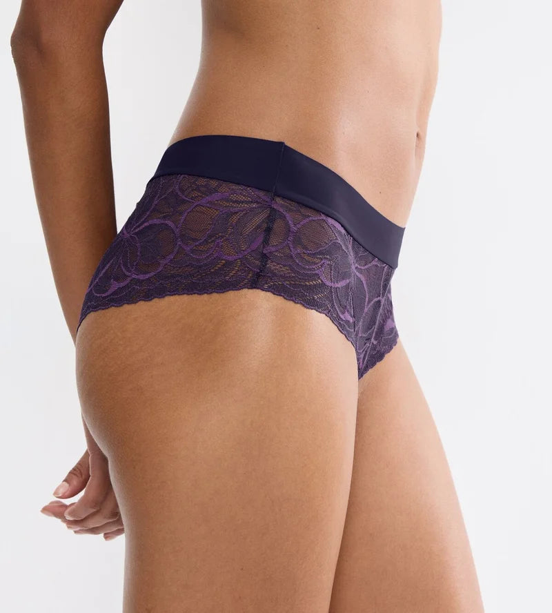 Triumph - Body Make-Up Essentials Illusion Lace Shorty Prussian Blue