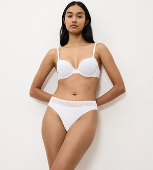 Triumph - Feel Of Modal String White
