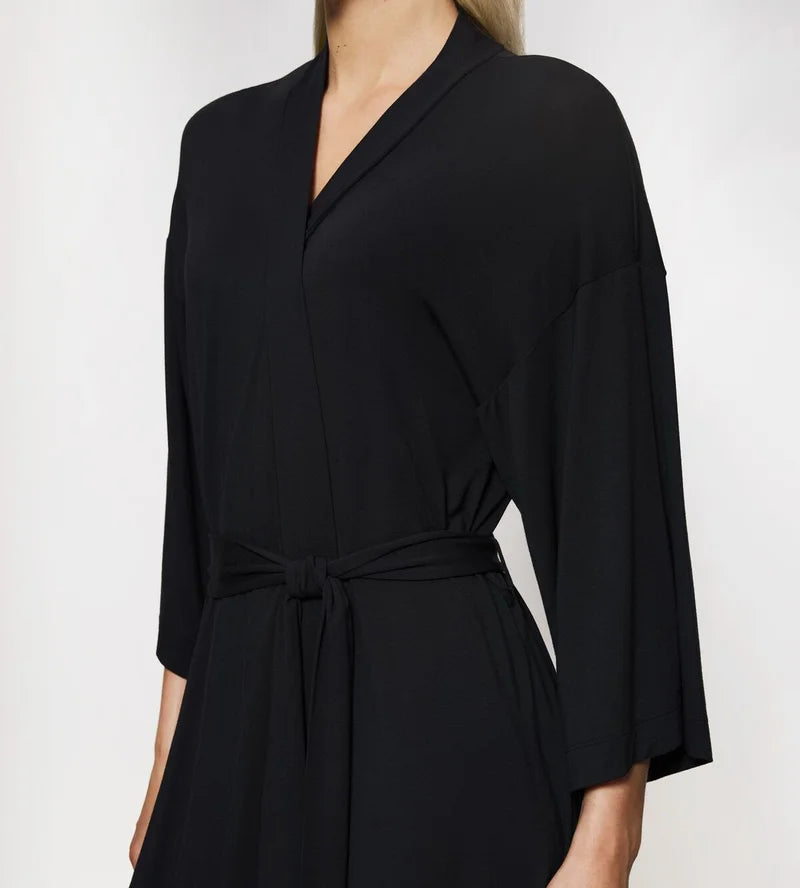 Triumph - Aura Spotlight Robe Black