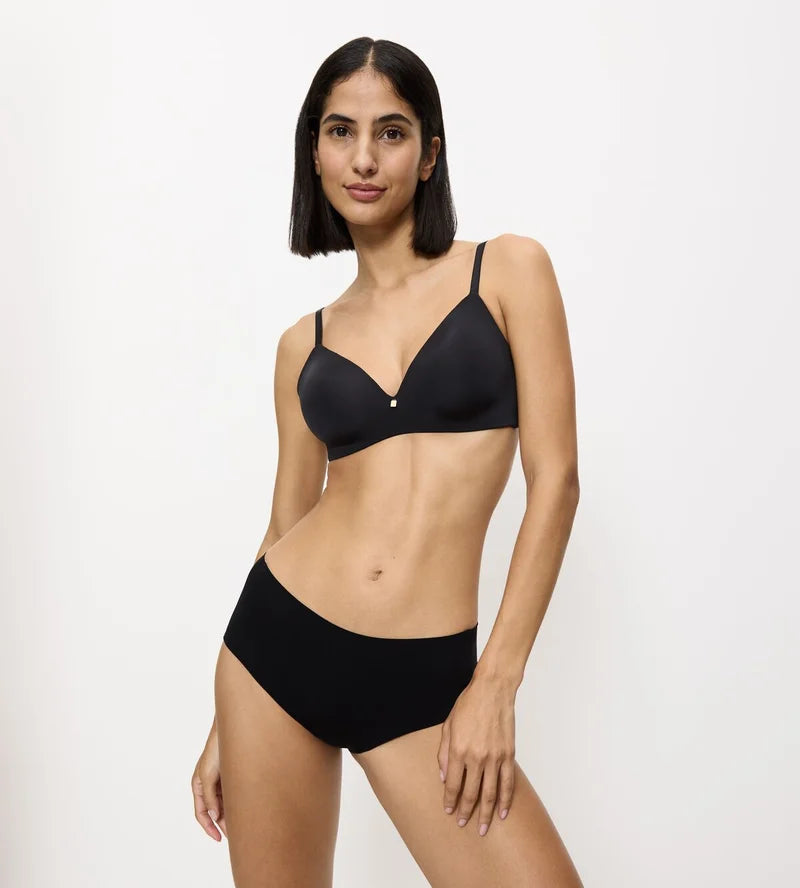 Triumph - Smart Invisible Maxi Brief Black