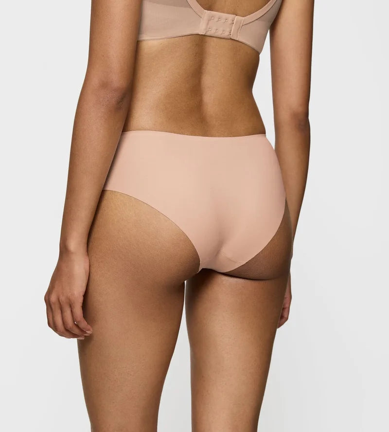 Triumph - Smart Invisible Hipster Neutral Beige