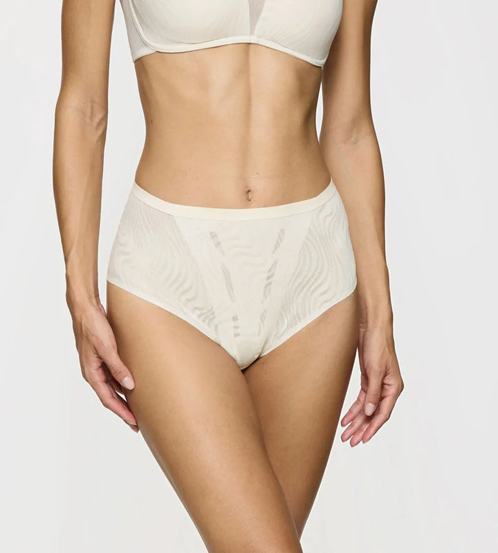 Triumph - Shape Smart Ellipse Maxi Brief Ecru White