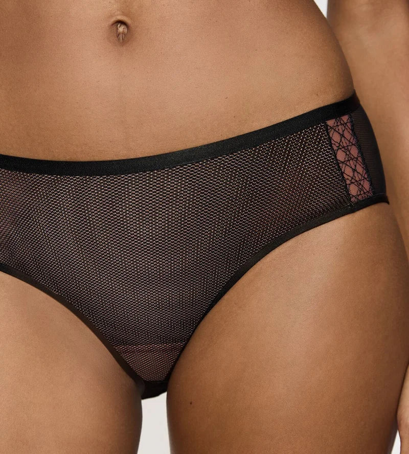 Triumph - Palina Cosmic Heartbeat Hipster Black